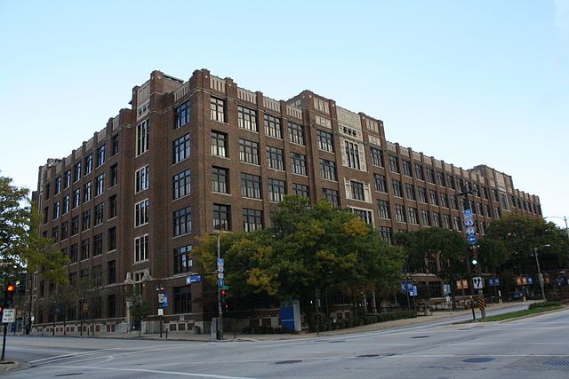 320px-Milwaukee_Area_Technical_College_Downtown.jpg